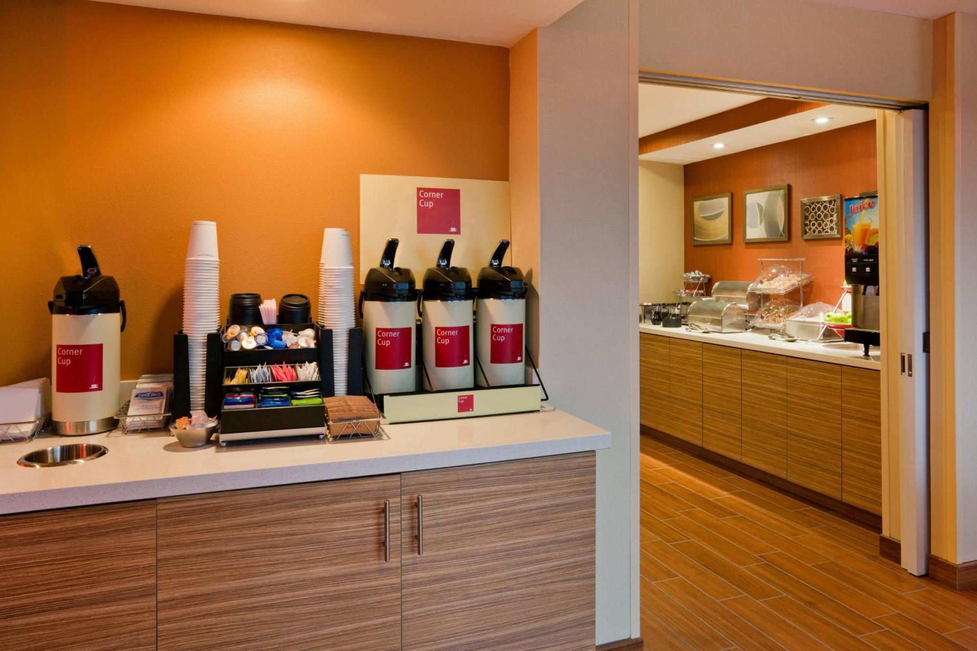 Towneplace Suites By Marriott Sioux Falls South Екстериор снимка