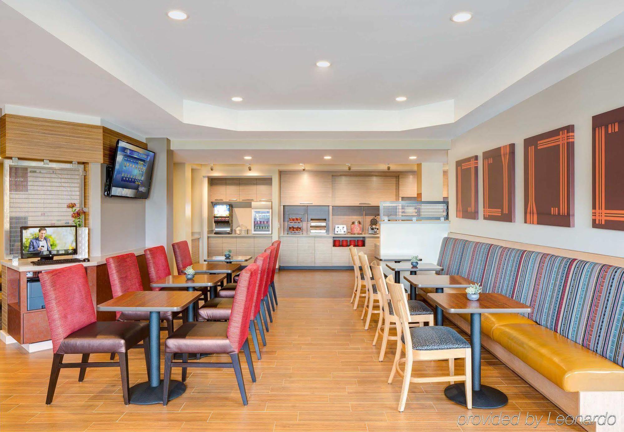 Towneplace Suites By Marriott Sioux Falls South Екстериор снимка